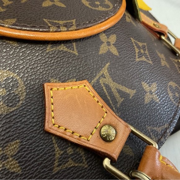 Louis Vuitton Bags - Picture 16 of 16